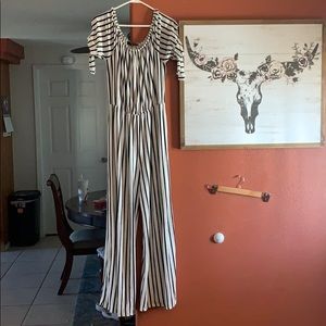 Black and white pantsuit